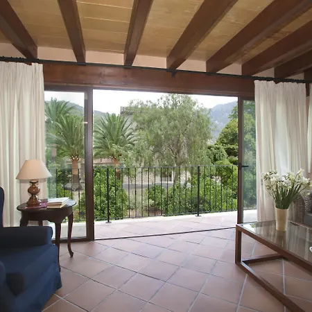 Ca's Curial - - Adults Only * Soller